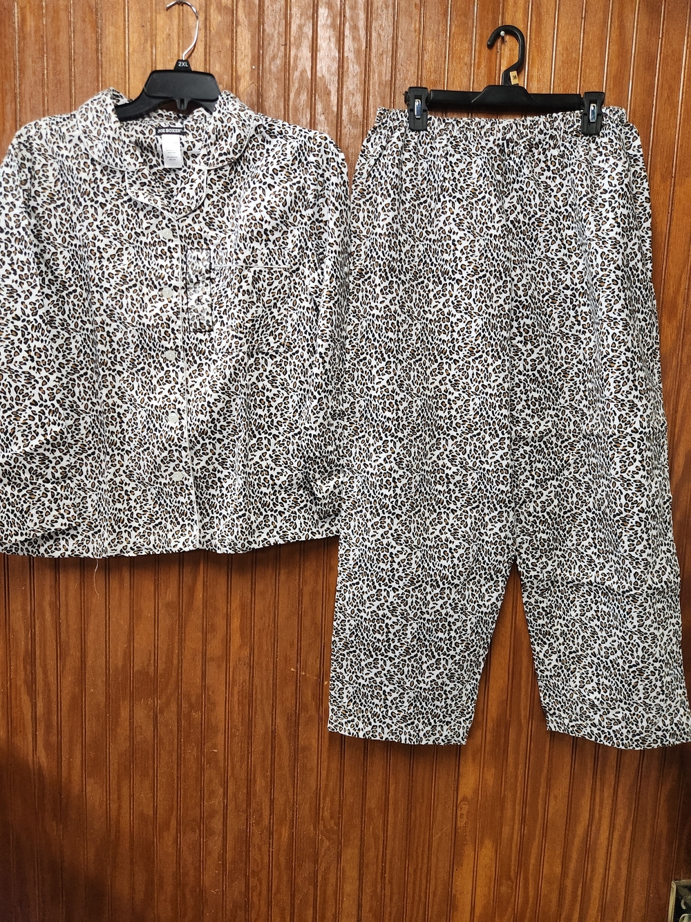 Joe Boxer Girls Leopard Print Pajama Set - White and Black